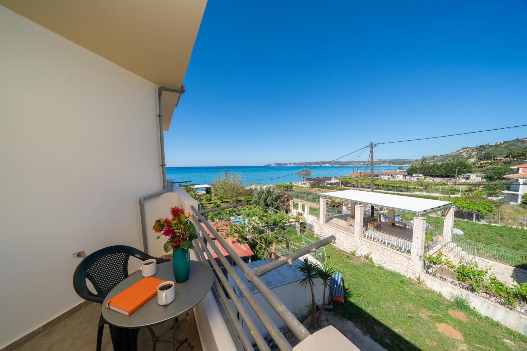 Aridas At The Beach Lourdata (Kefalonia) Exterior foto