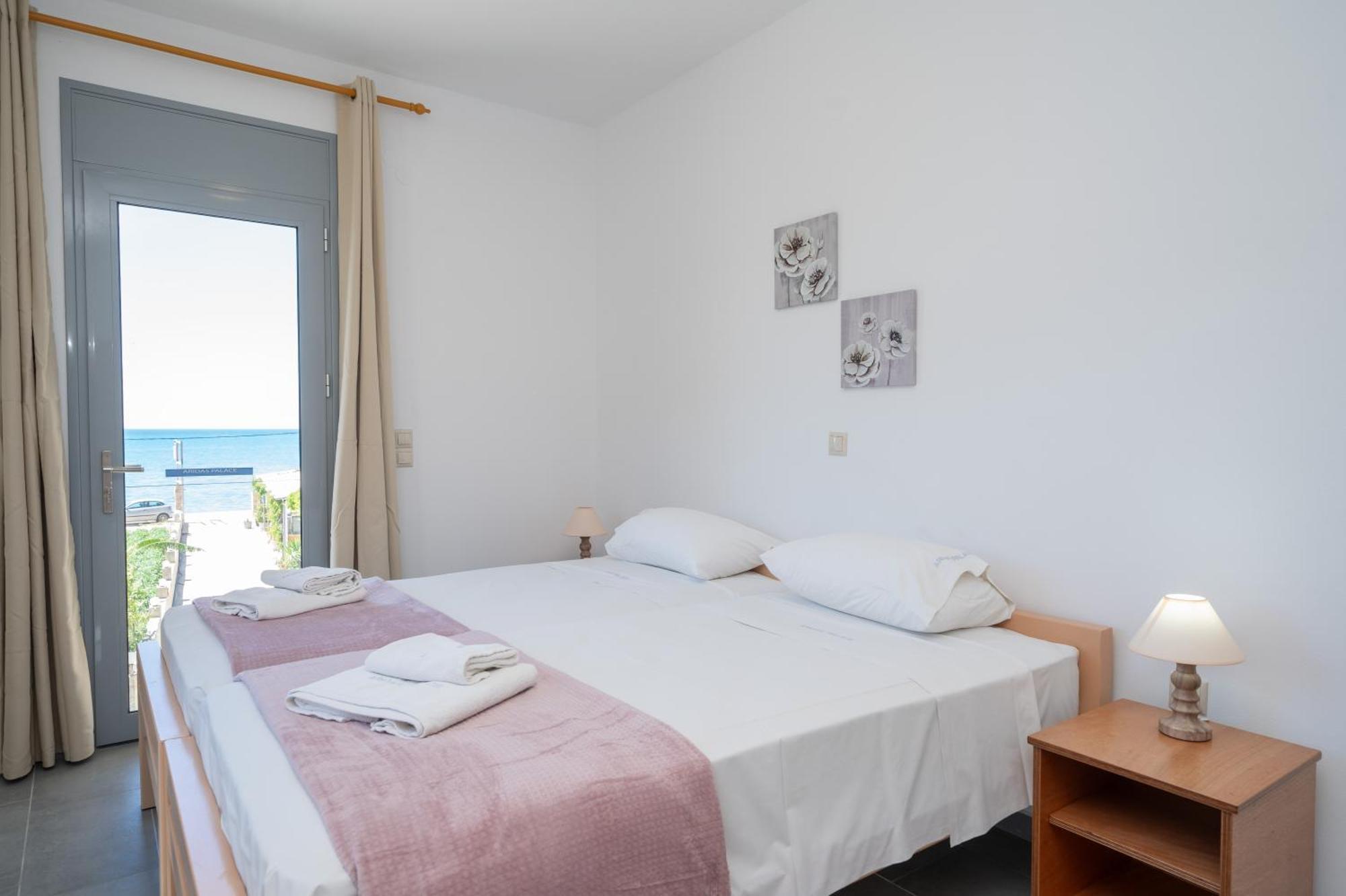 Aridas At The Beach Lourdata (Kefalonia) Exterior foto